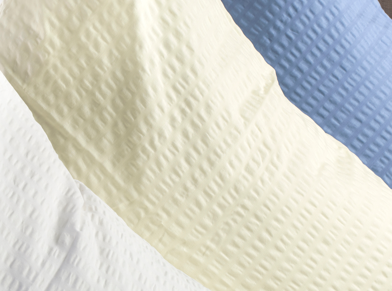 Premium Seersucker Hotelbettwäsche 100% Baumwolle 80 x 80 cm + 135 x 200 cm Farbe: Weiß I B-Ware