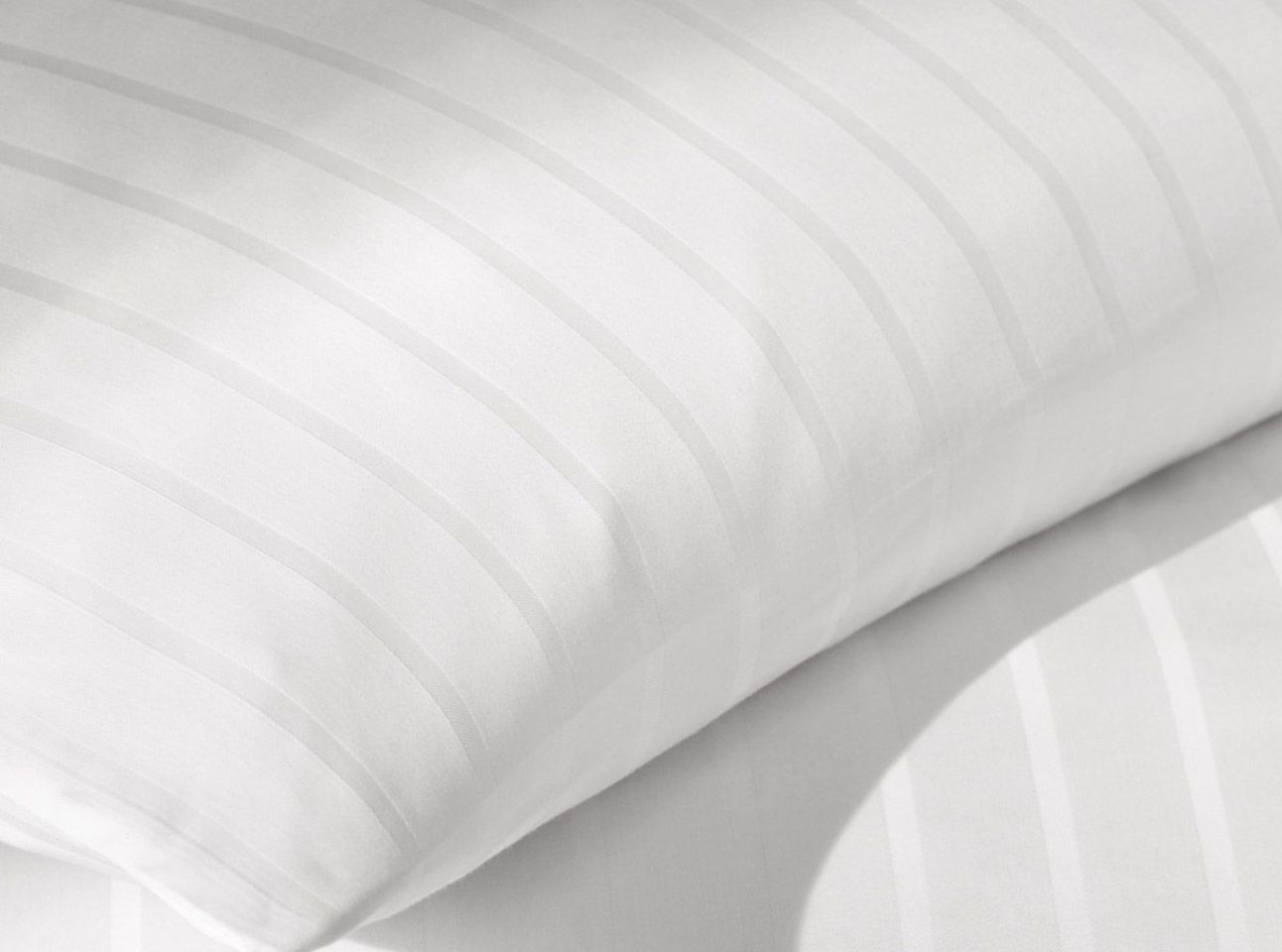 Lyon Satin Bed Line White