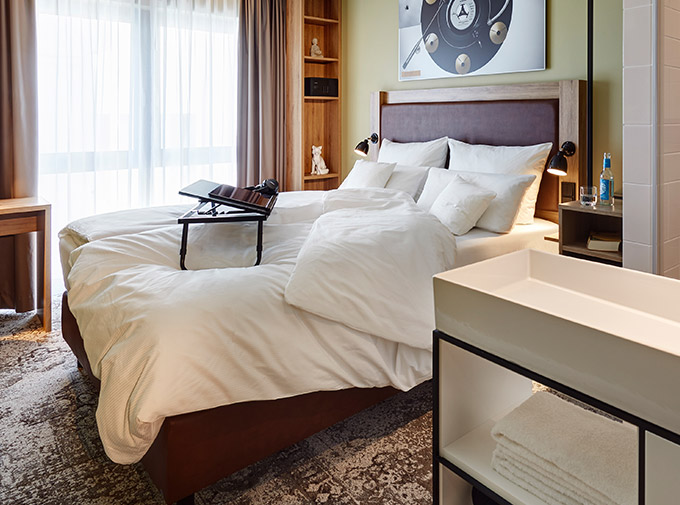 Hotelbedarf Betten » Moderne hochwertige (B2B) & Hotelbetten